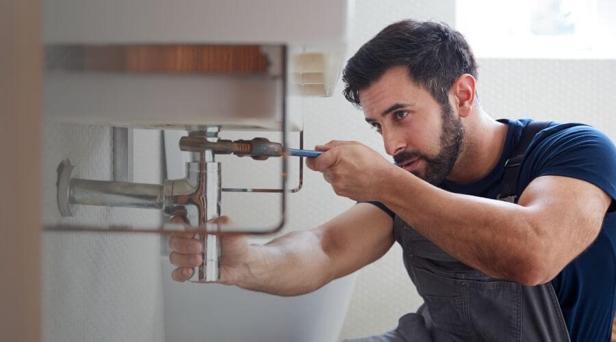 Professional water heater installation services in Howardsville, VA